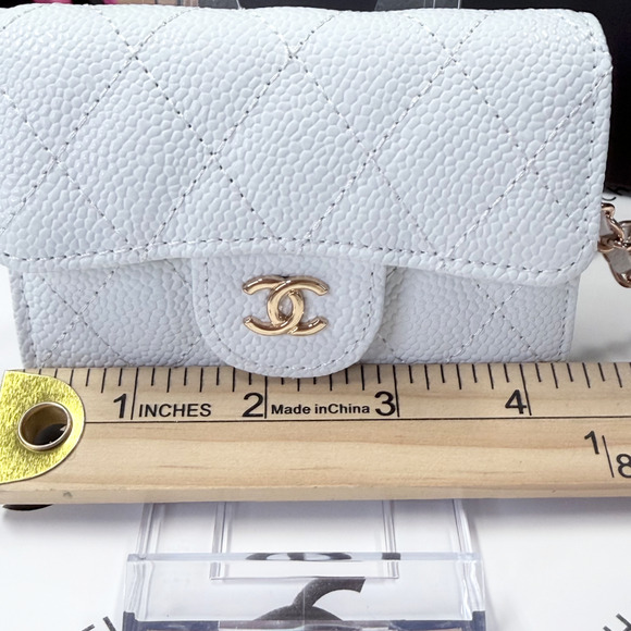 Chanel White GWP Luxury CC Logo Wallet Coin Purse Gold Hardware Cosmetic Bag - Picture 9 of 10